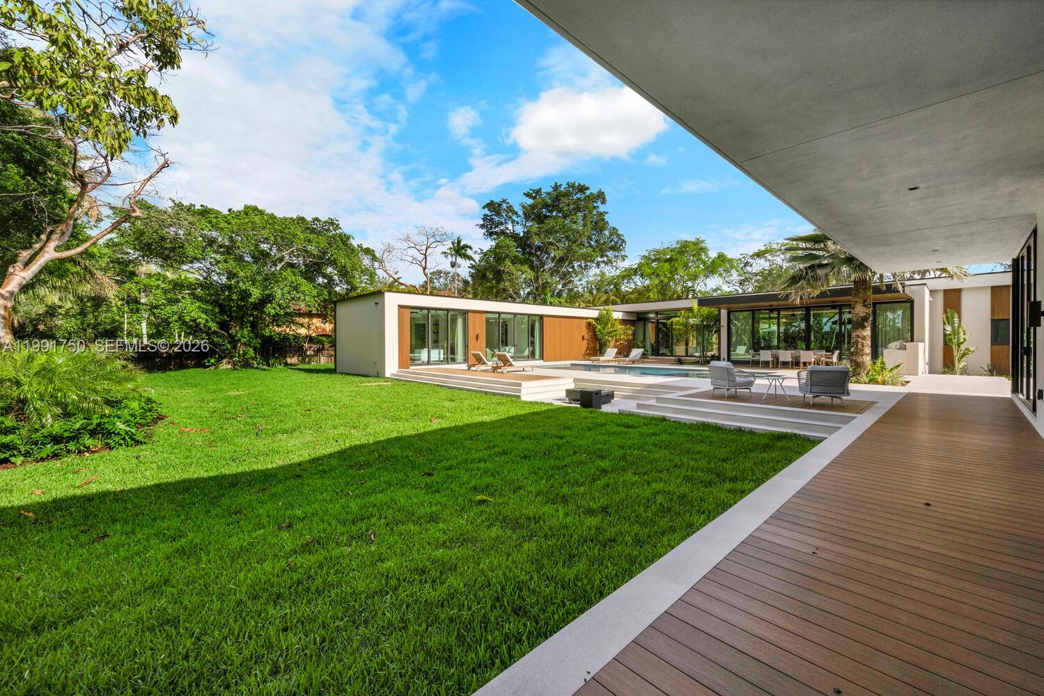 SUNILAND ESTATES 1ST ADDN - Residential