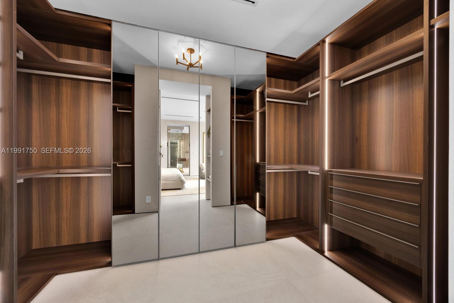 SUNILAND ESTATES 1ST ADDN - Residential