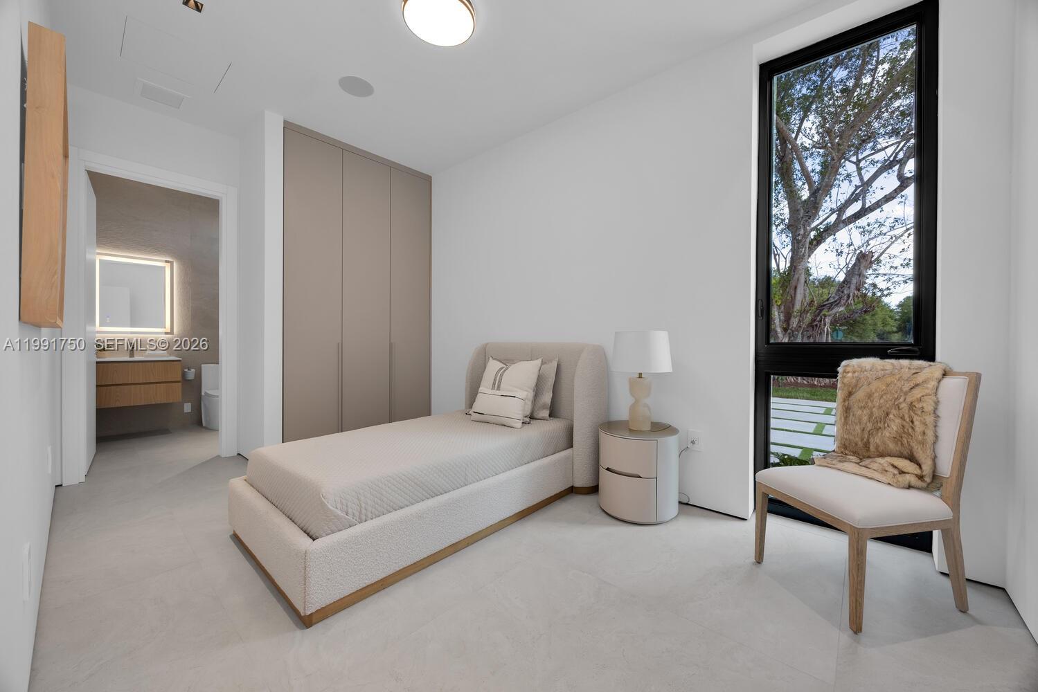 SUNILAND ESTATES 1ST ADDN - Residential