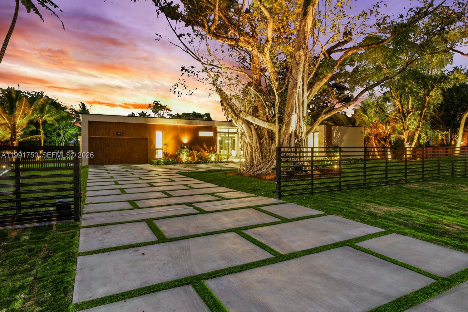 SUNILAND ESTATES 1ST ADDN - Residential