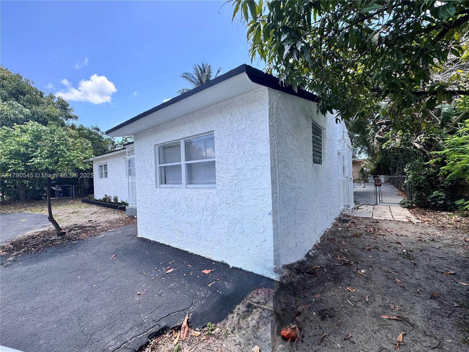 1310 NW 115th St