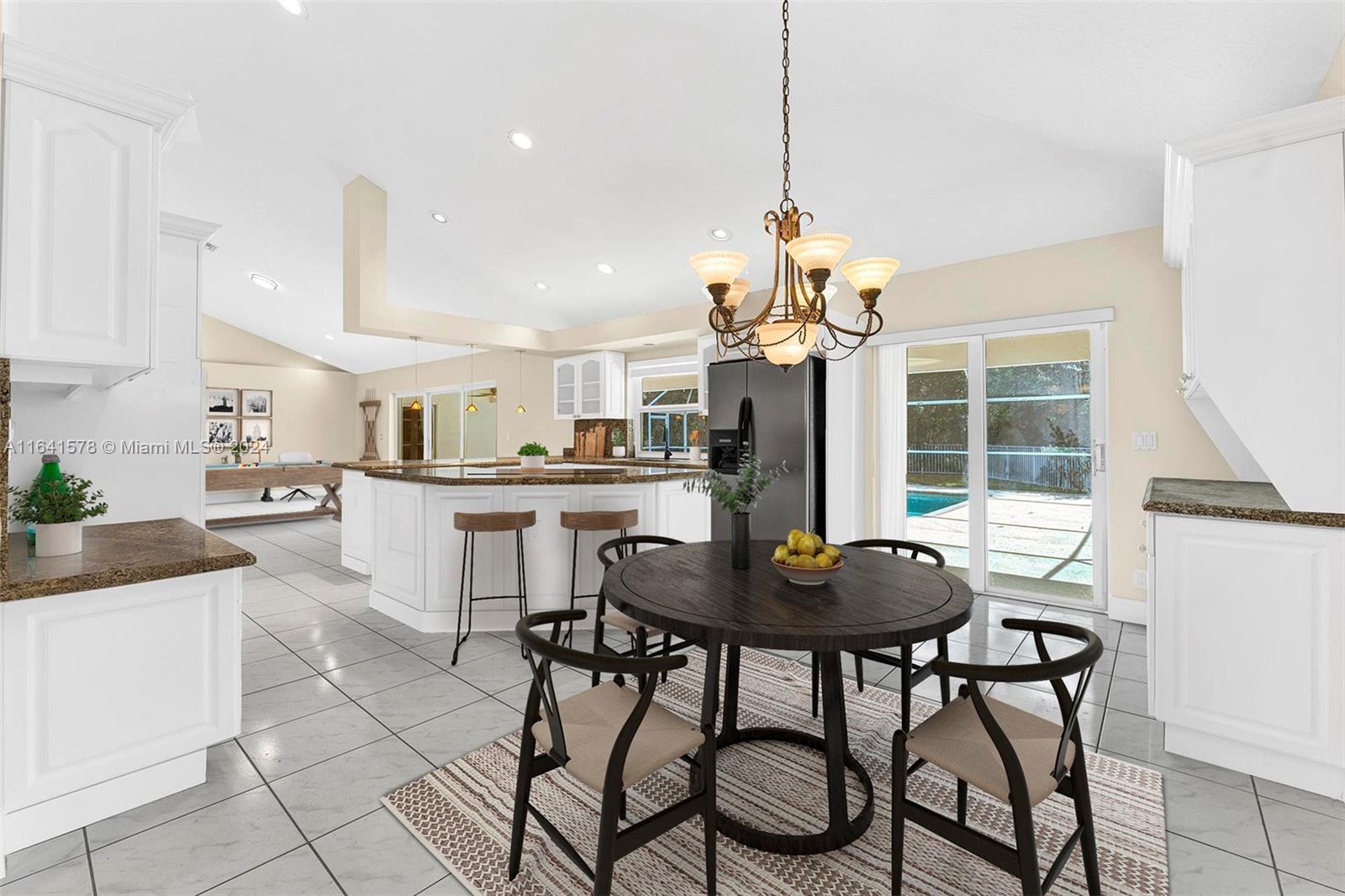 FAIRWAYS AT EAGLE TRACE - Residential