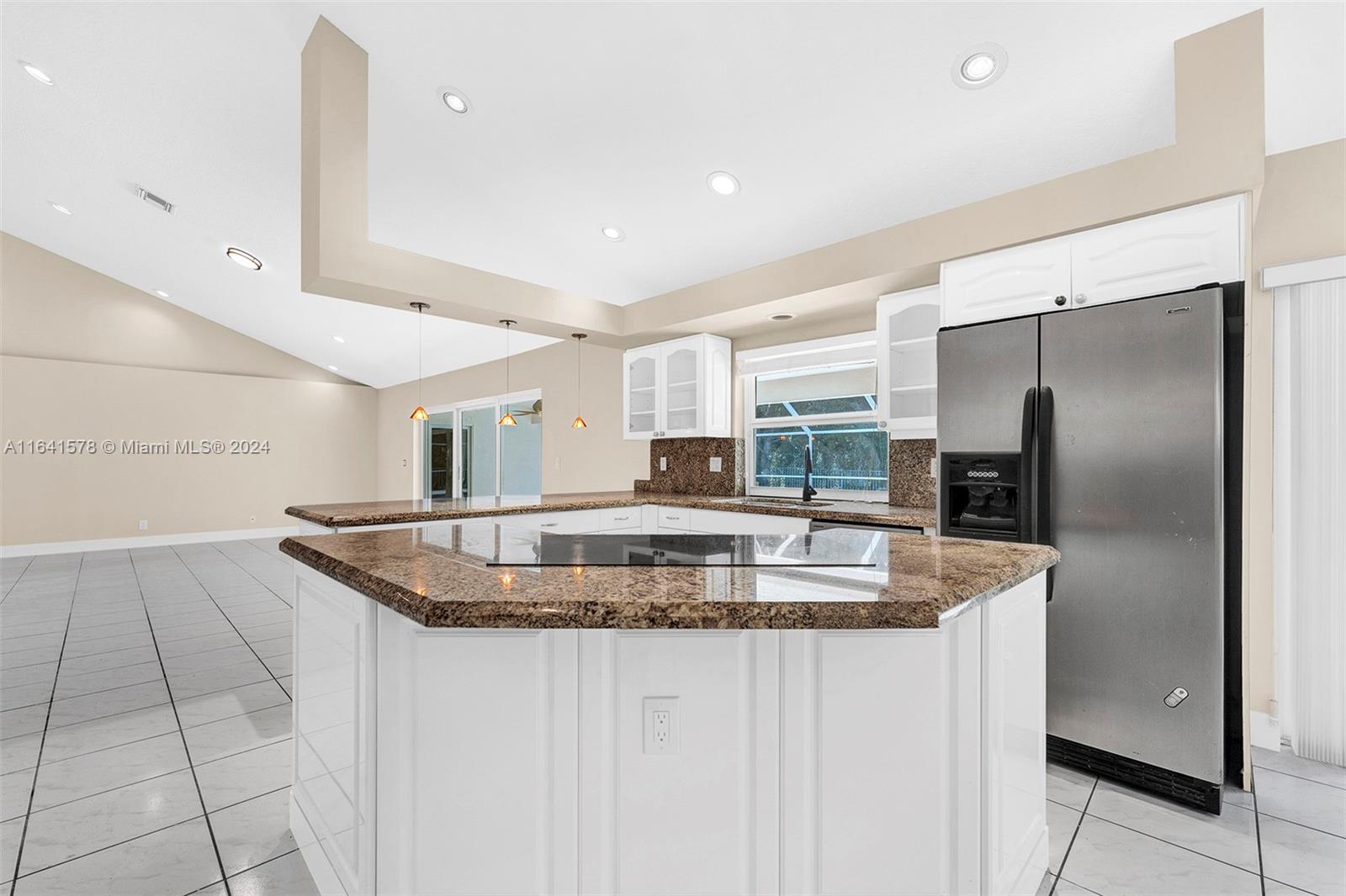 FAIRWAYS AT EAGLE TRACE - Residential