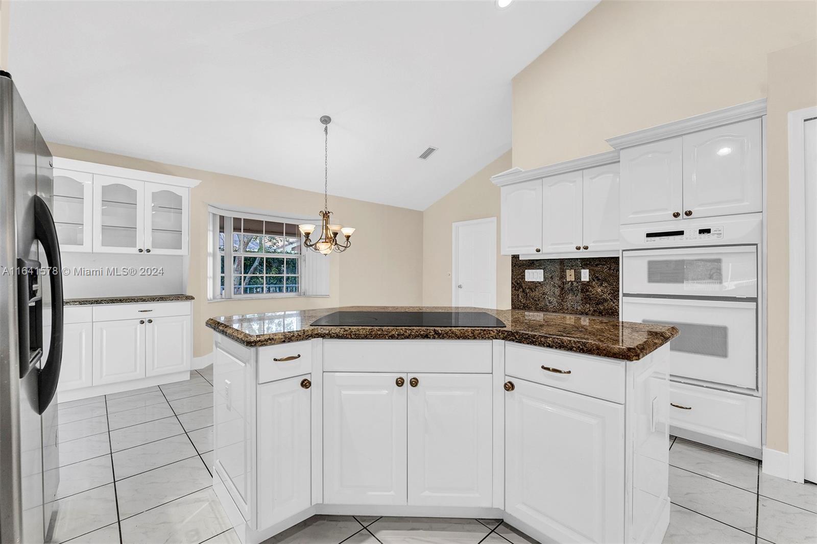 FAIRWAYS AT EAGLE TRACE - Residential