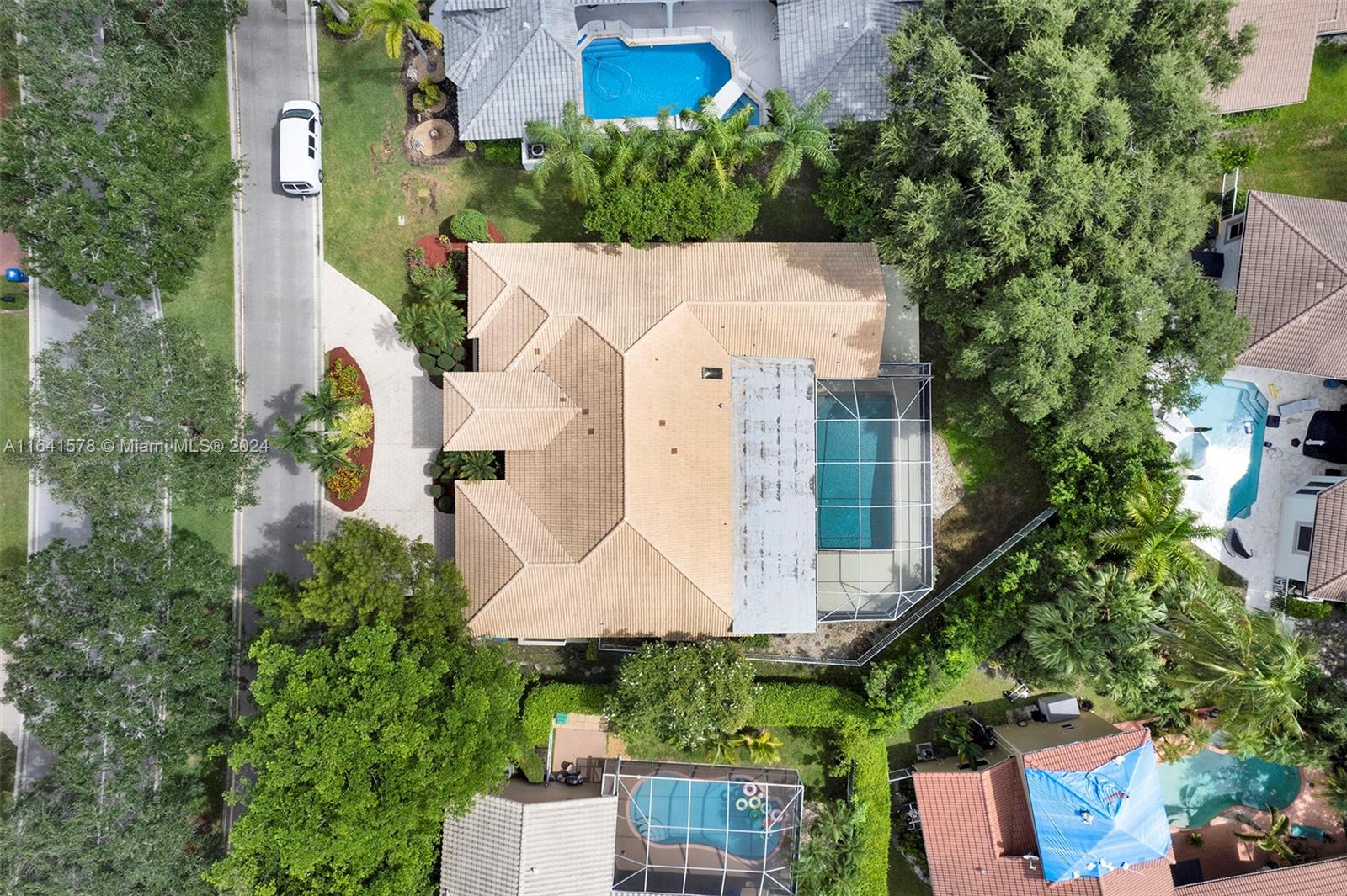 FAIRWAYS AT EAGLE TRACE - Residential