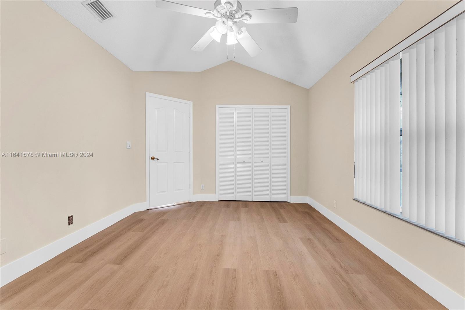 FAIRWAYS AT EAGLE TRACE - Residential