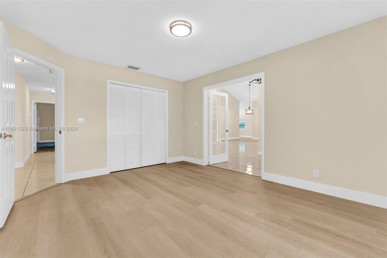 FAIRWAYS AT EAGLE TRACE - Residential