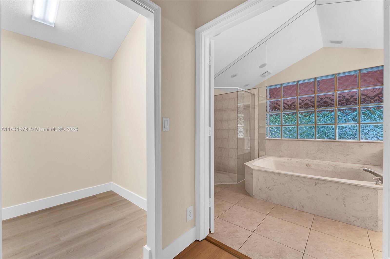 FAIRWAYS AT EAGLE TRACE - Residential