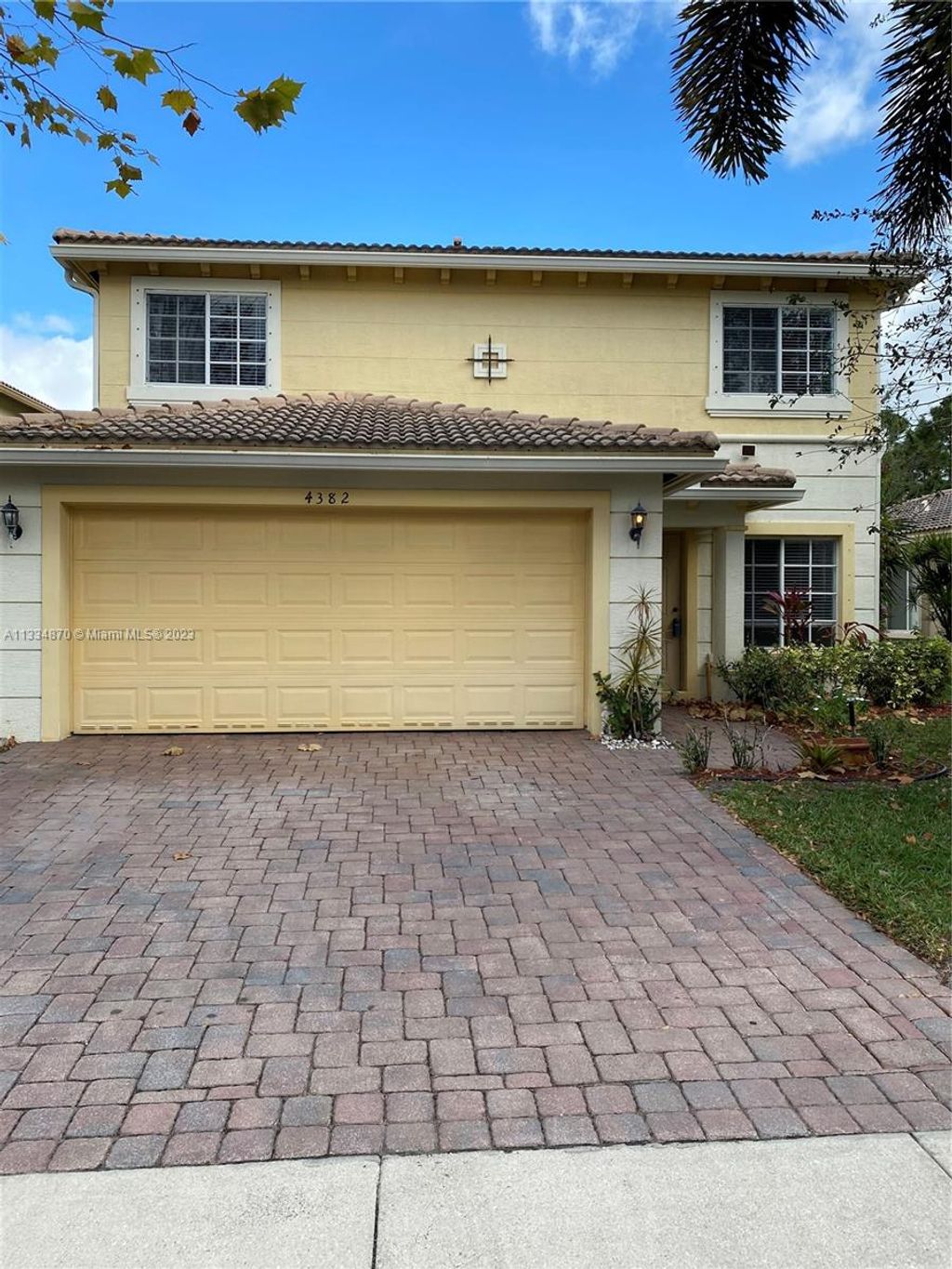 Photo of 4382 SE Graham Dr, Stuart, FL 34997 (MLS # A11334870)