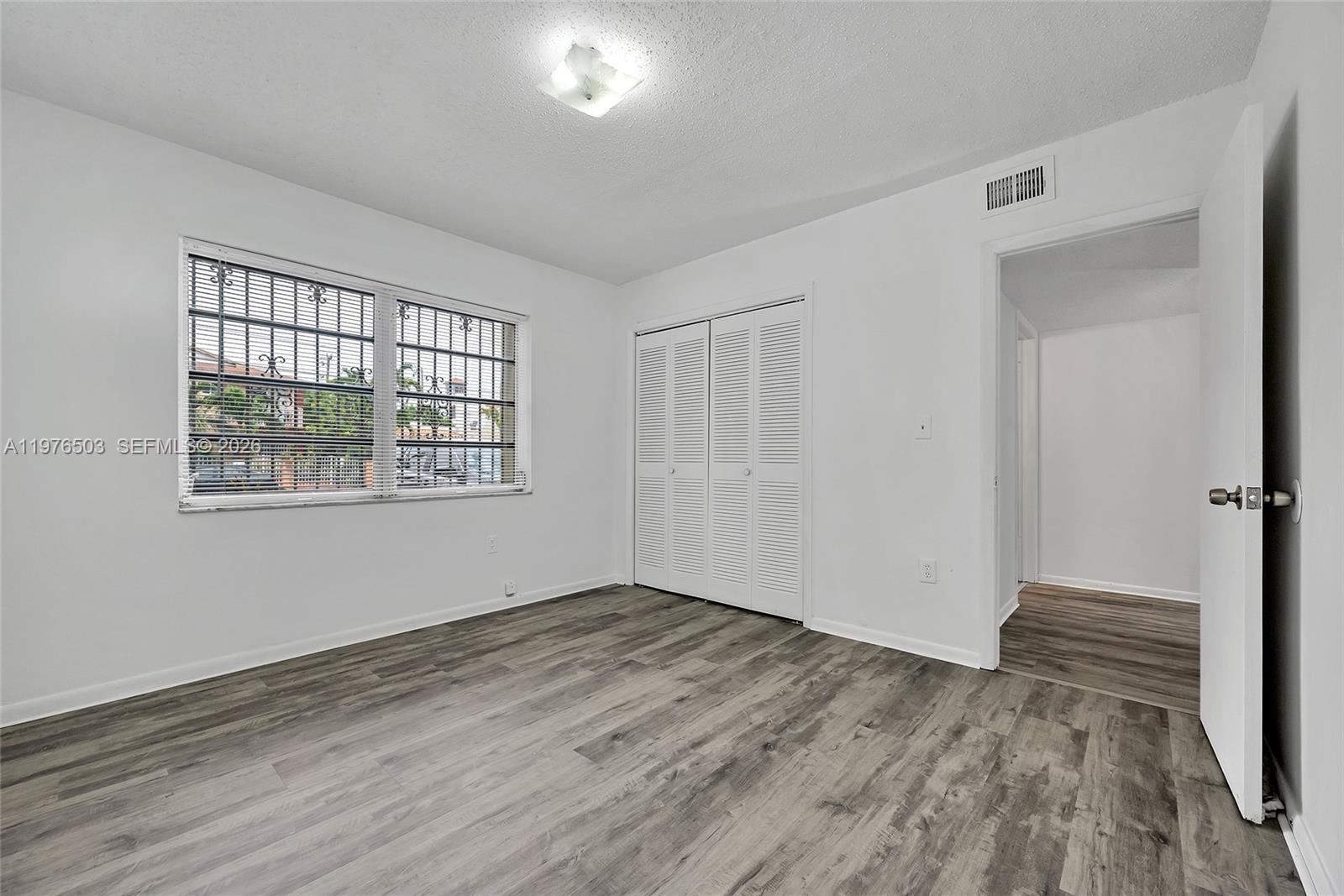 HAZEL PARK - Residential Lease