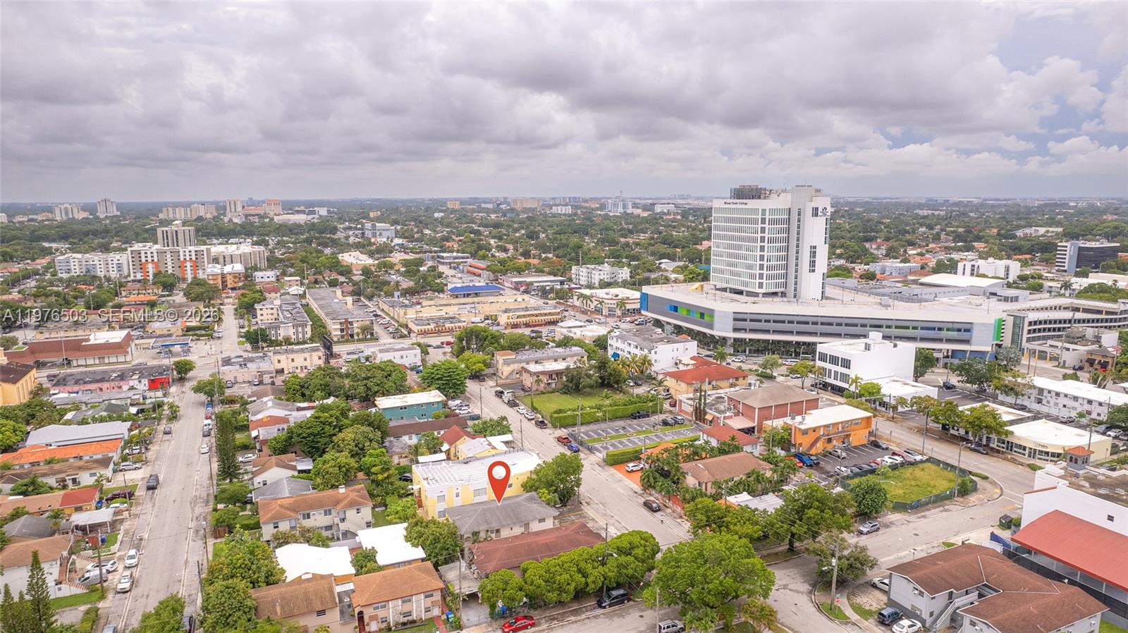 HAZEL PARK - Residential Lease