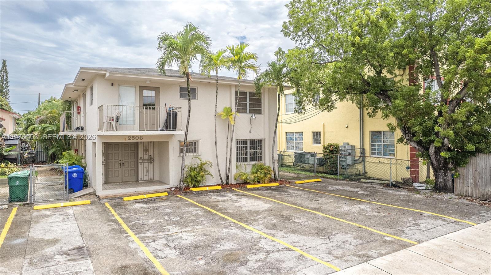 HAZEL PARK - Residential Lease