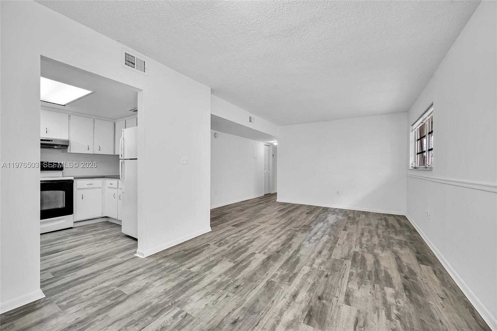 HAZEL PARK - Residential Lease