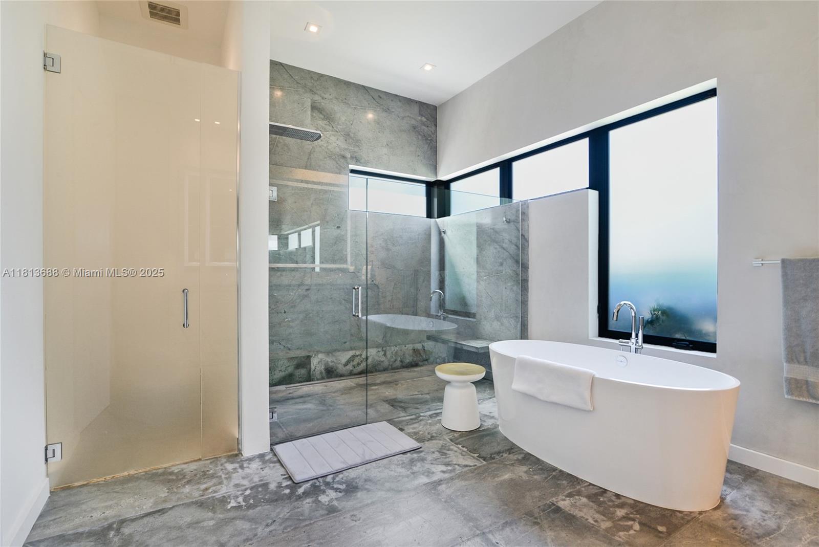MIAMI LAKES - LOCH LOMOND - Residential Lease