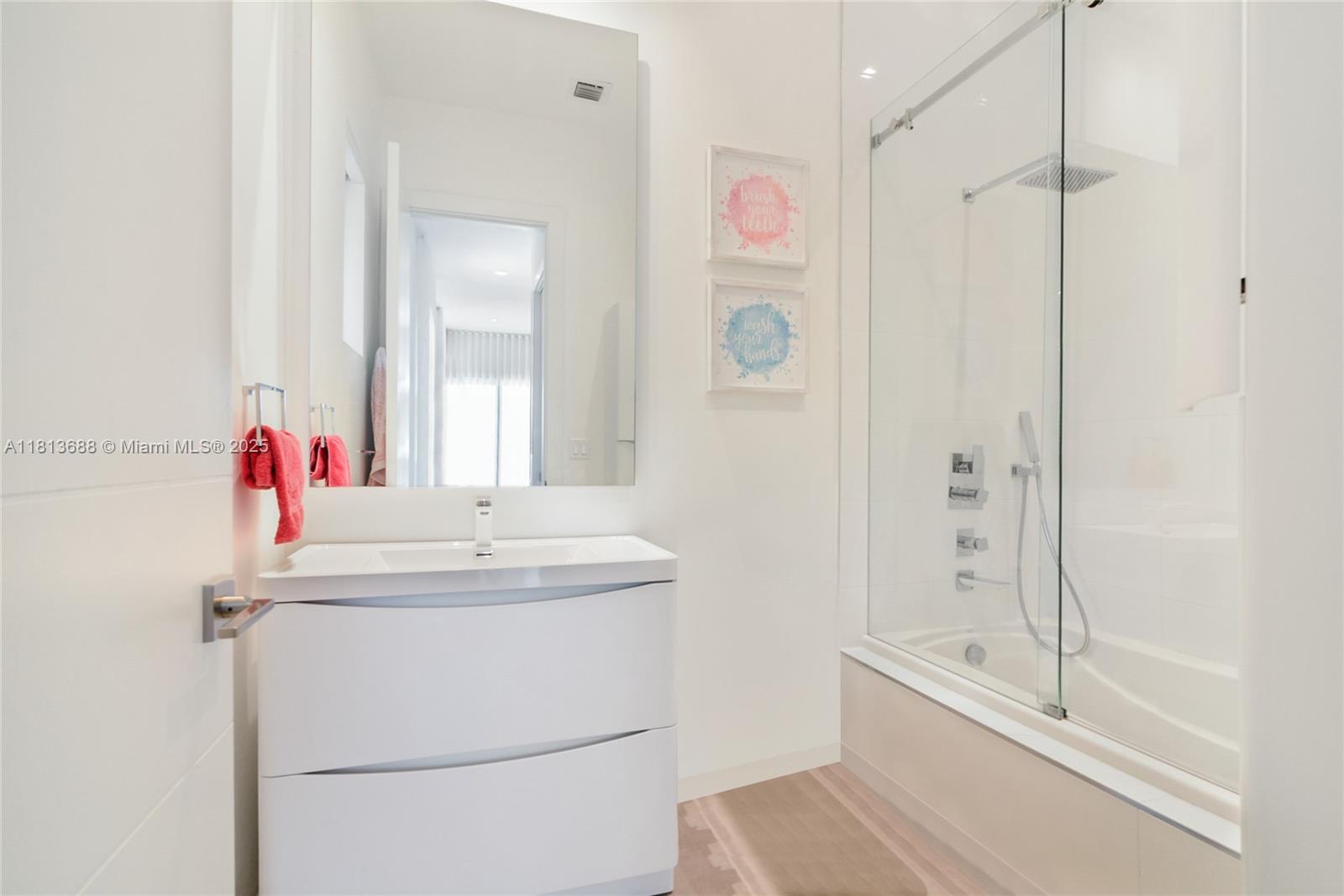 MIAMI LAKES - LOCH LOMOND - Residential Lease