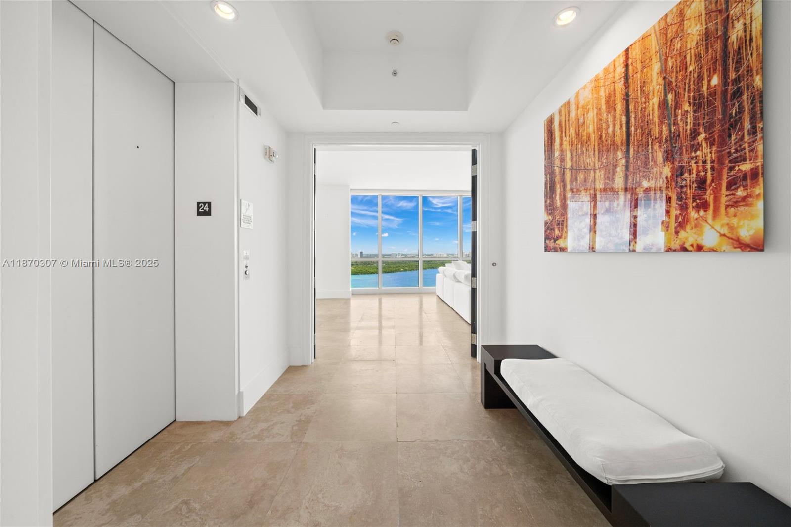 10295 Collins Ave 2404