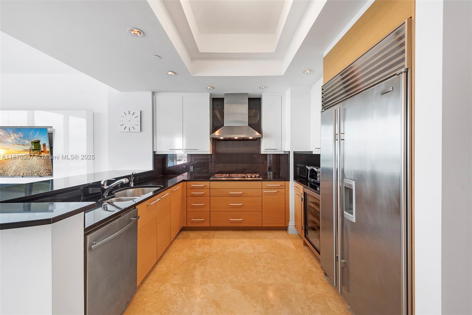 10295 COLLINS AVE RESDNTA - Residential