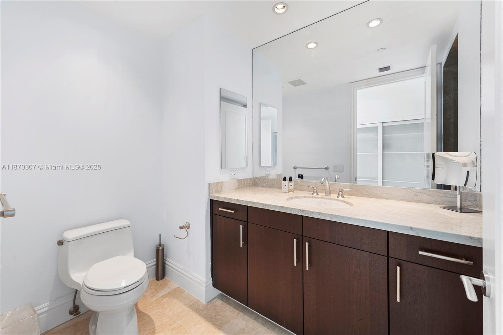 10295 COLLINS AVE RESDNTA - Residential