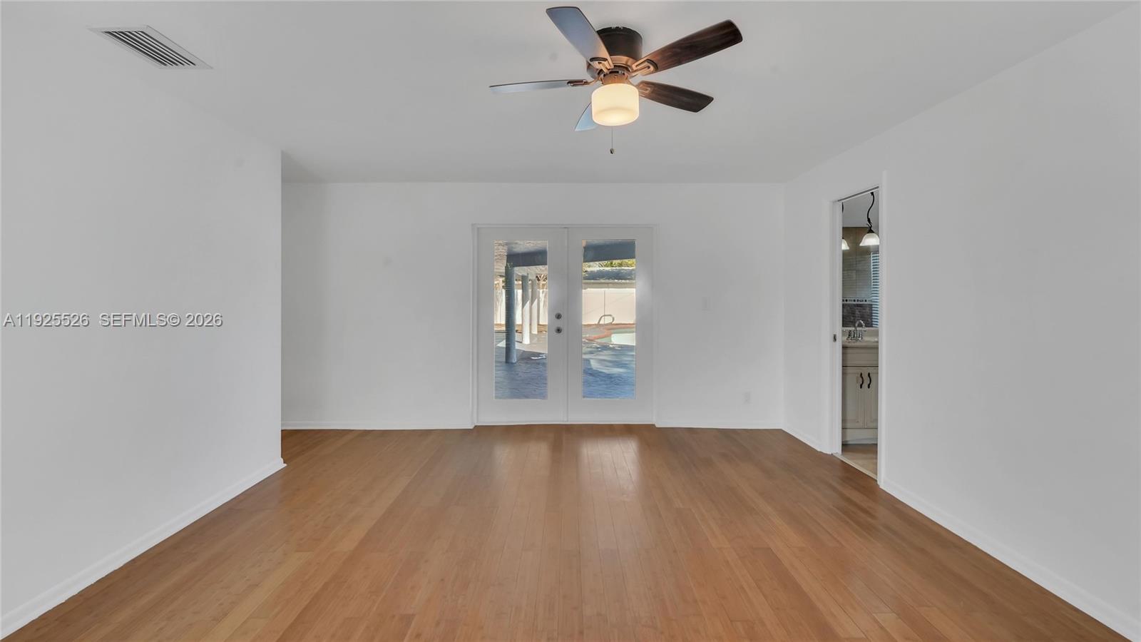 BRENTWOOD PARK - Residential