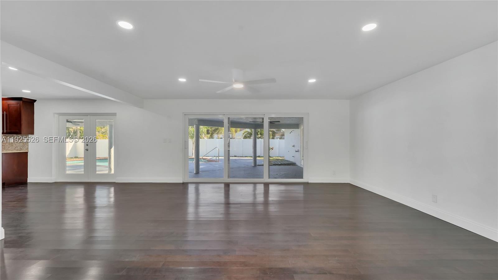 BRENTWOOD PARK - Residential