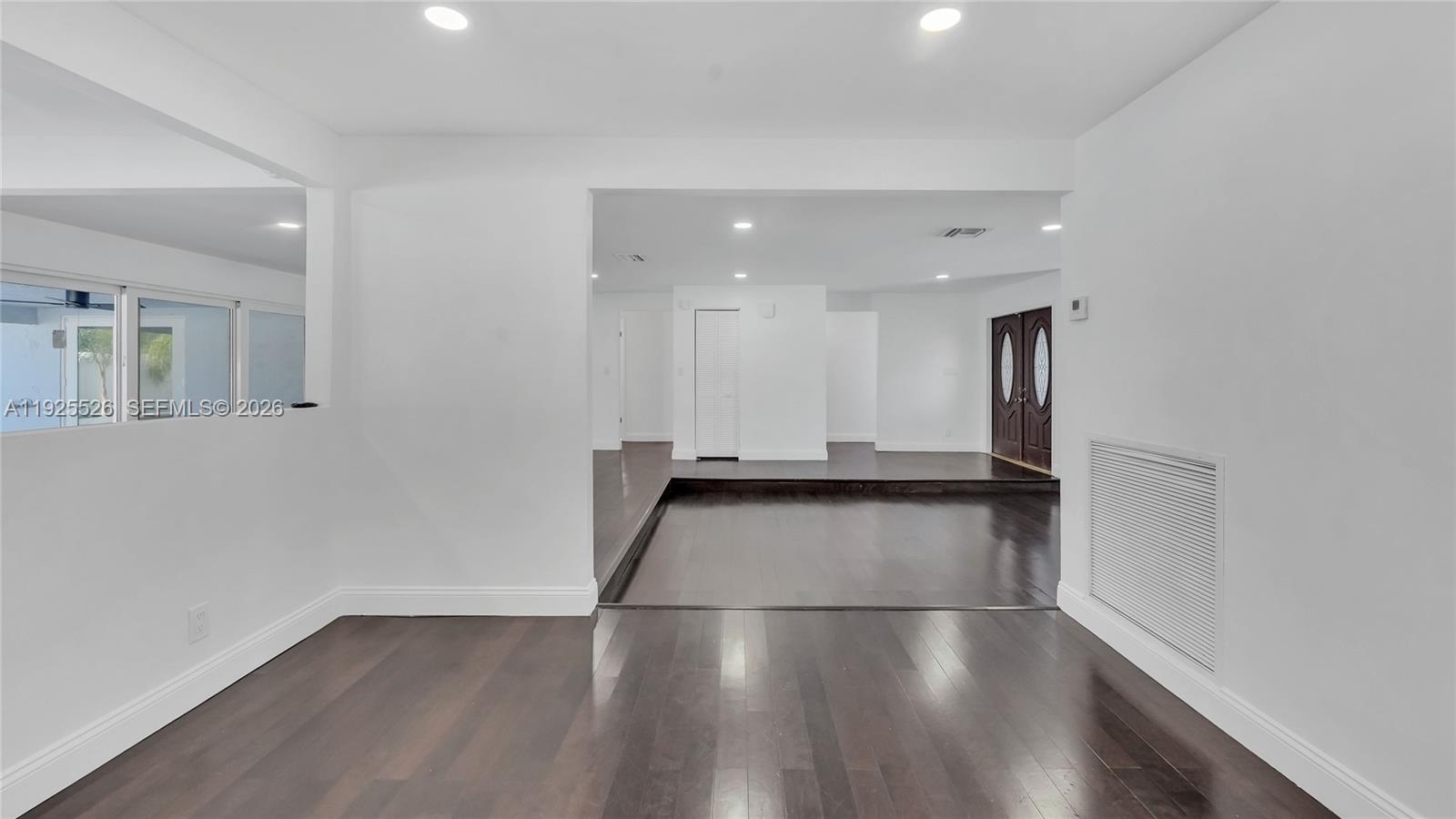 BRENTWOOD PARK - Residential