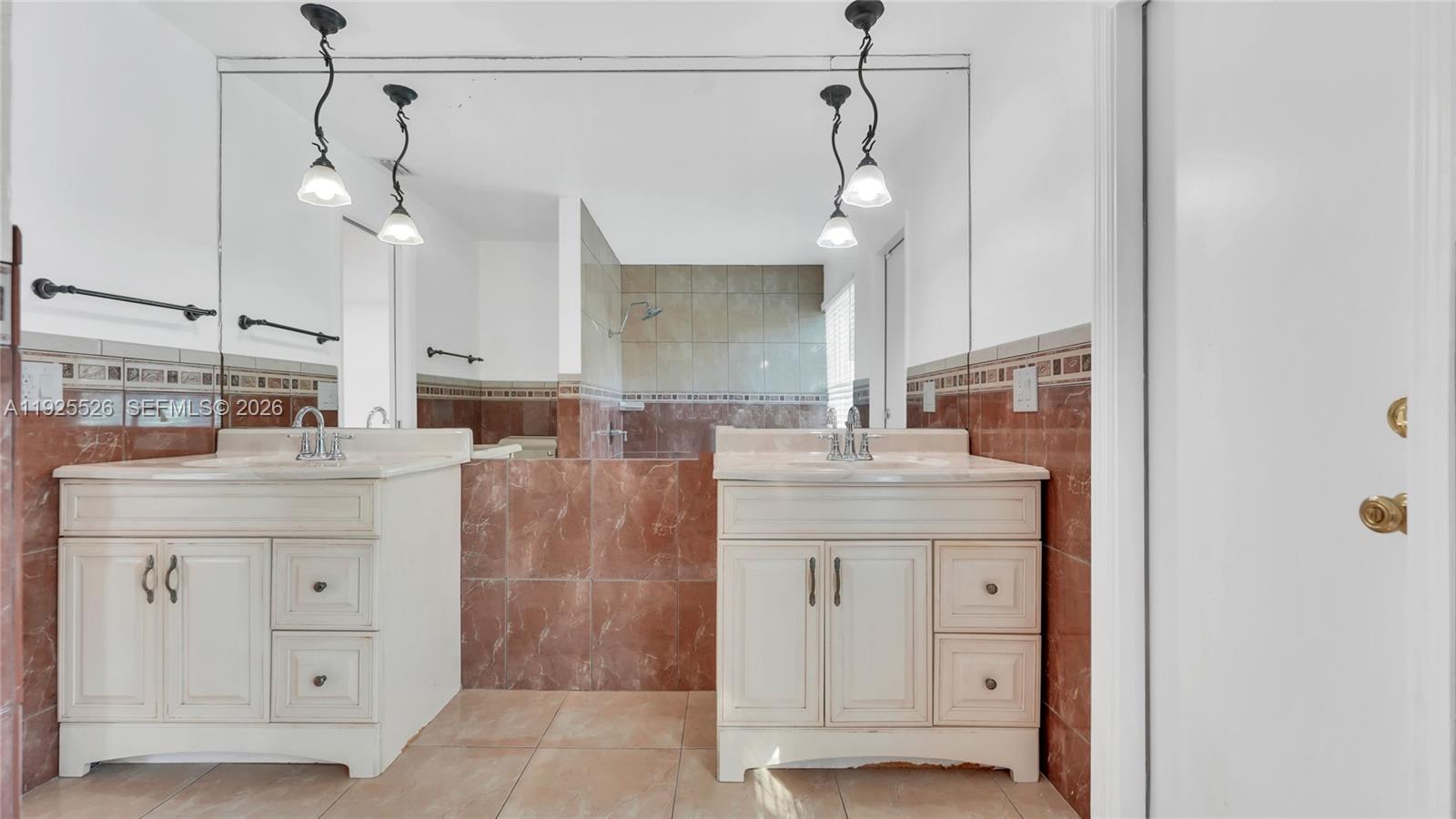 BRENTWOOD PARK - Residential