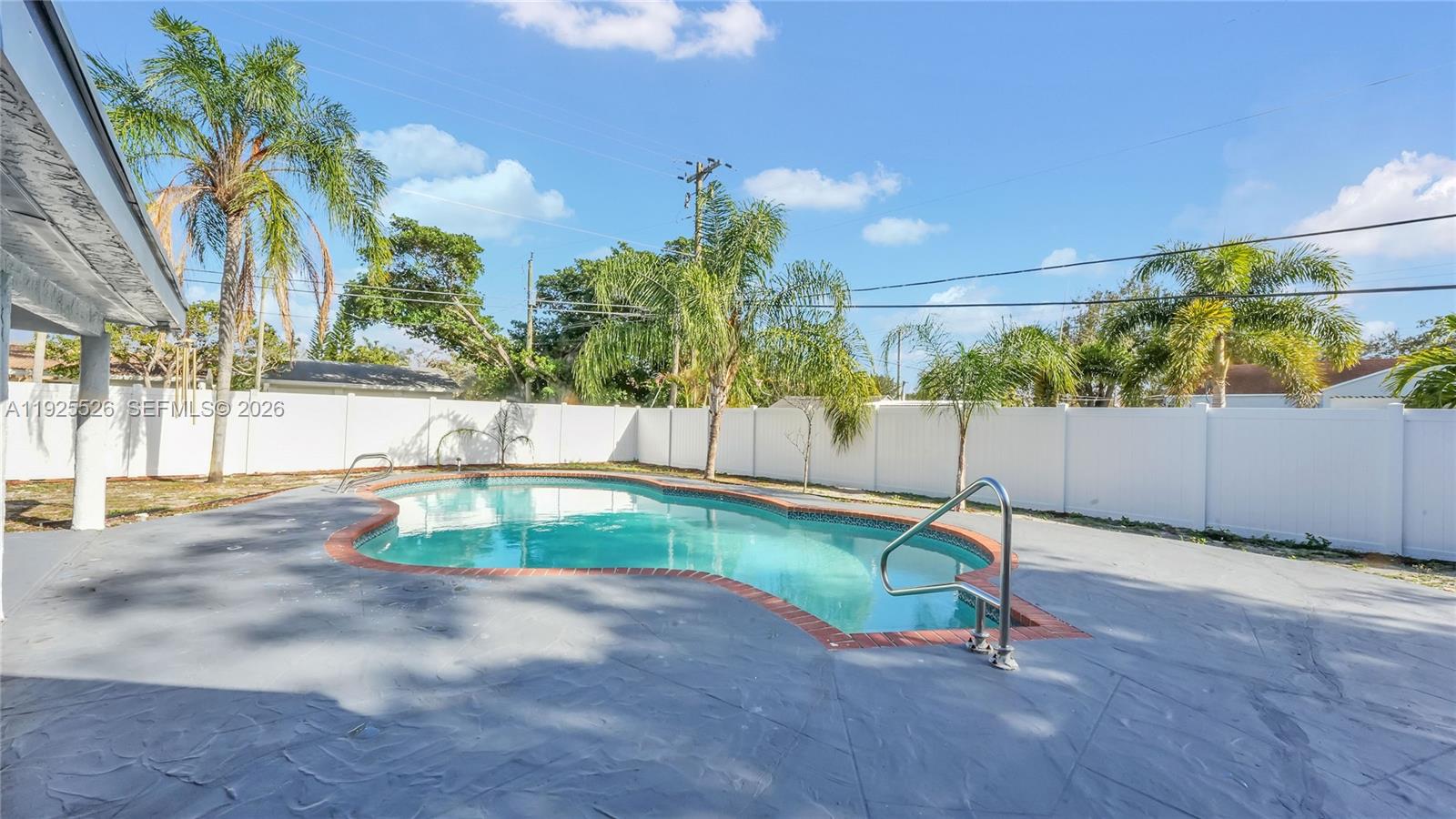 BRENTWOOD PARK - Residential