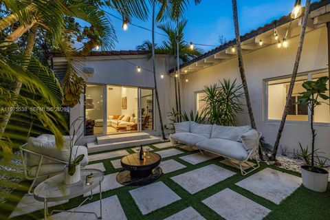 7630 NE 8th Ave Miami FL 33138