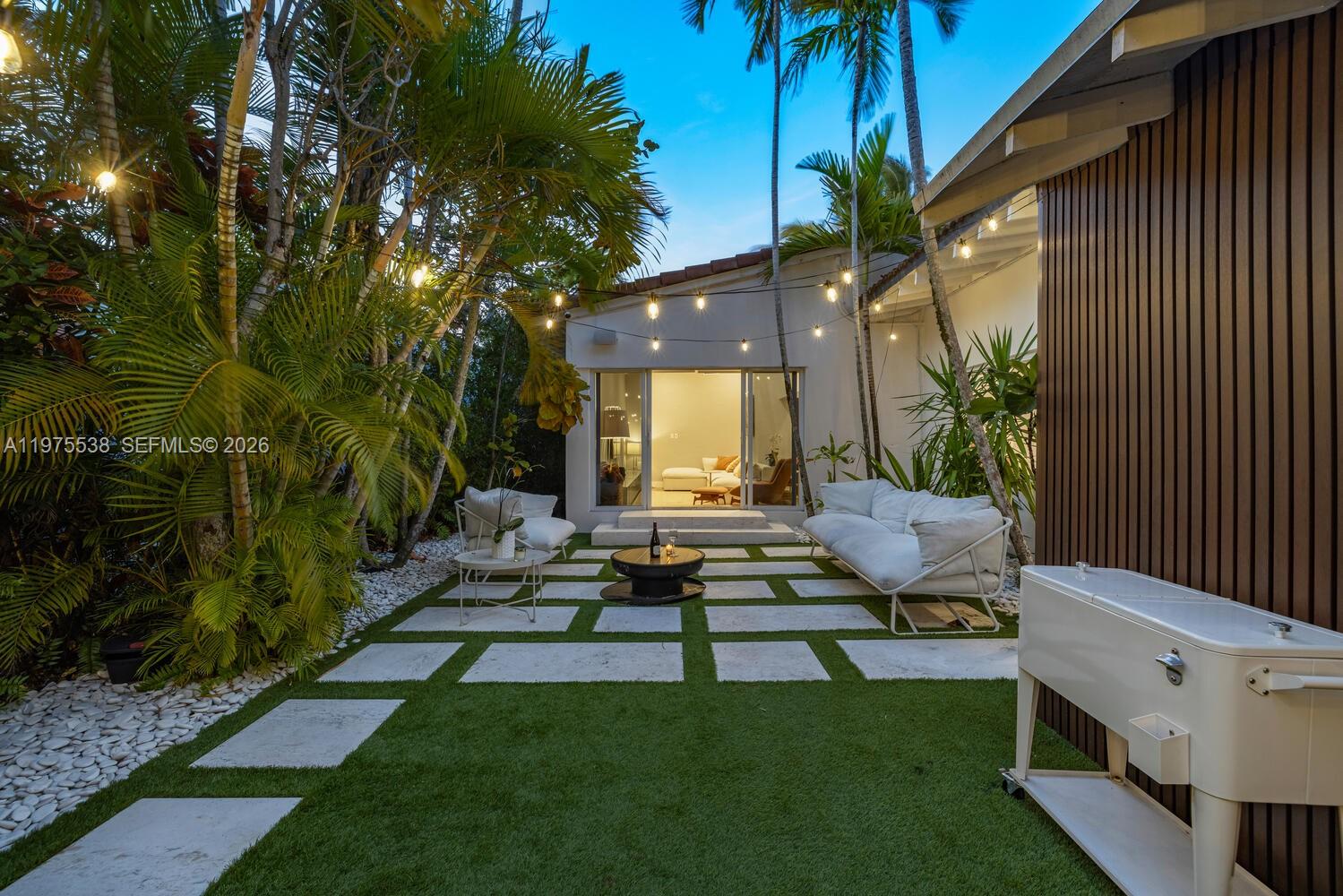 BELLE MEADE 1ST ADDN - Residential