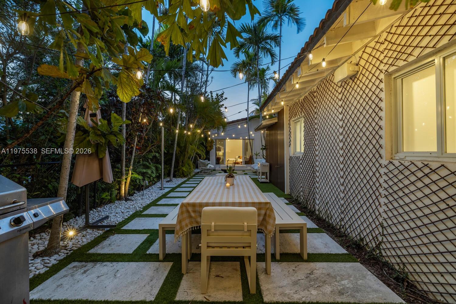 BELLE MEADE 1ST ADDN - Residential