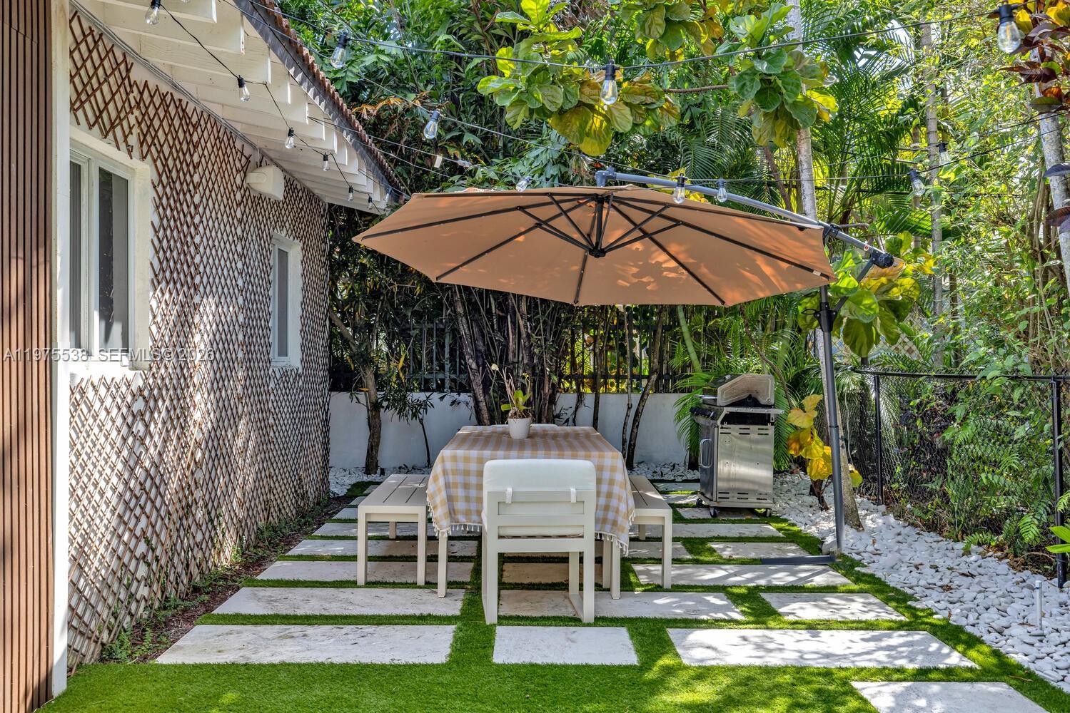 BELLE MEADE 1ST ADDN - Residential