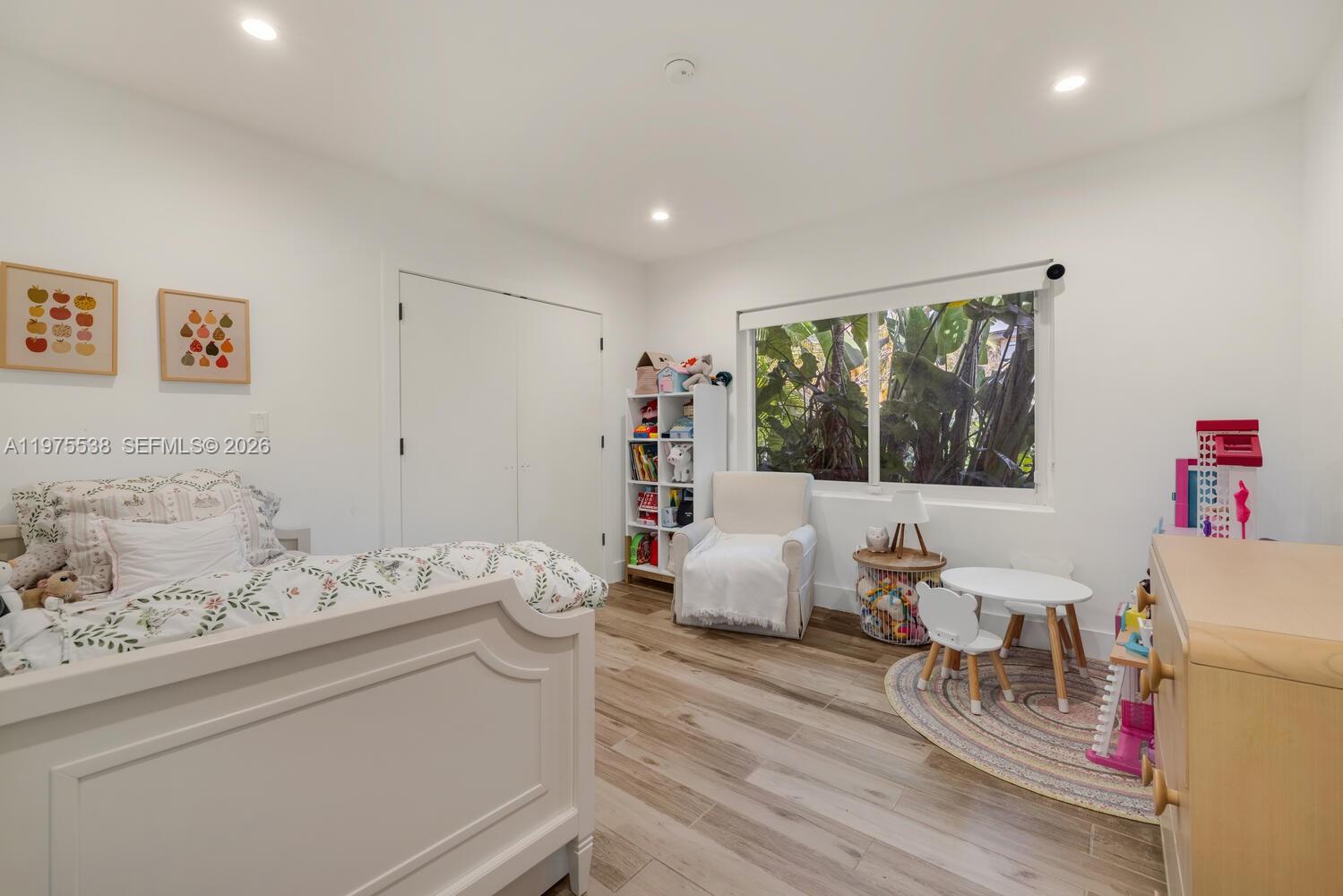 BELLE MEADE 1ST ADDN - Residential