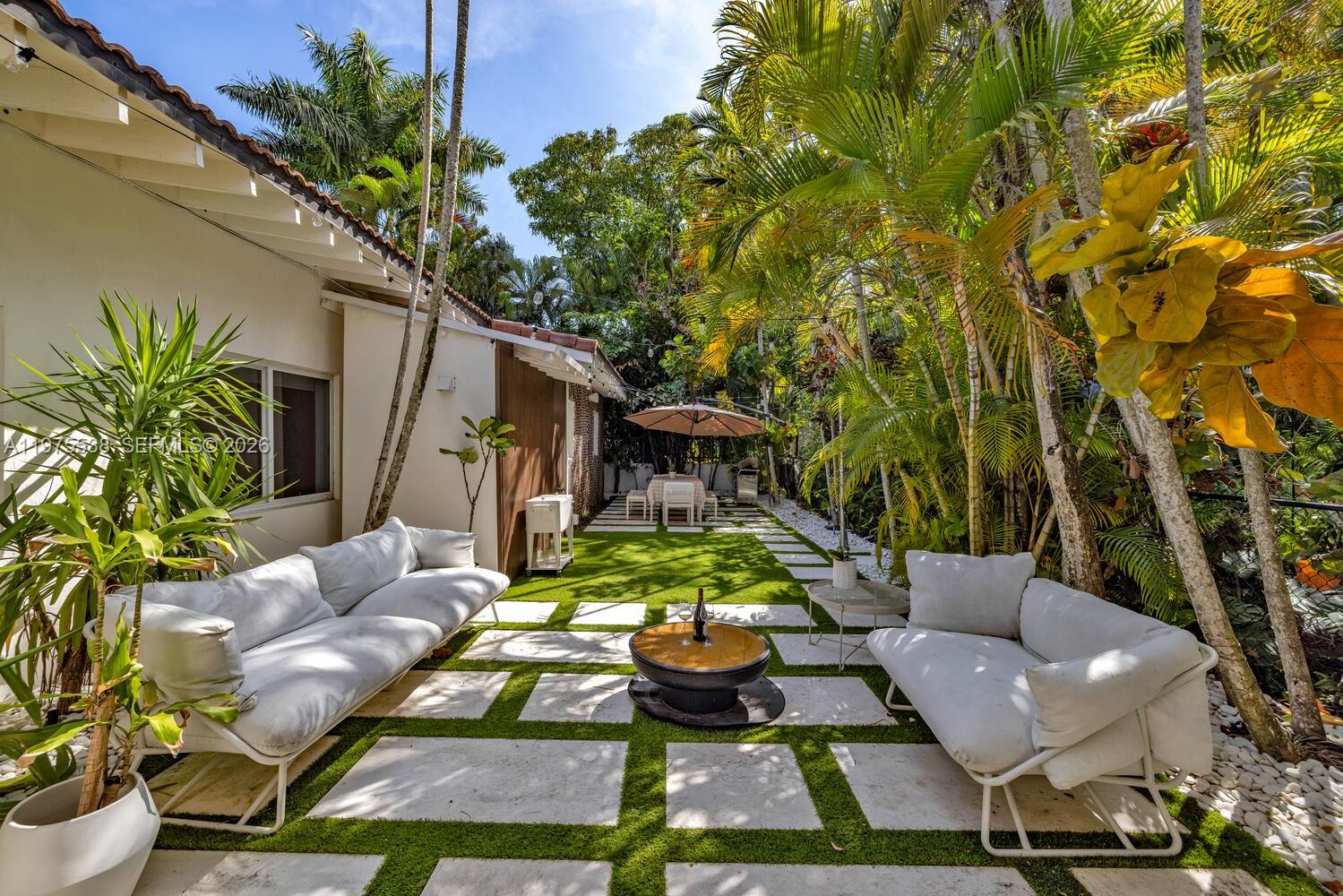 BELLE MEADE 1ST ADDN - Residential