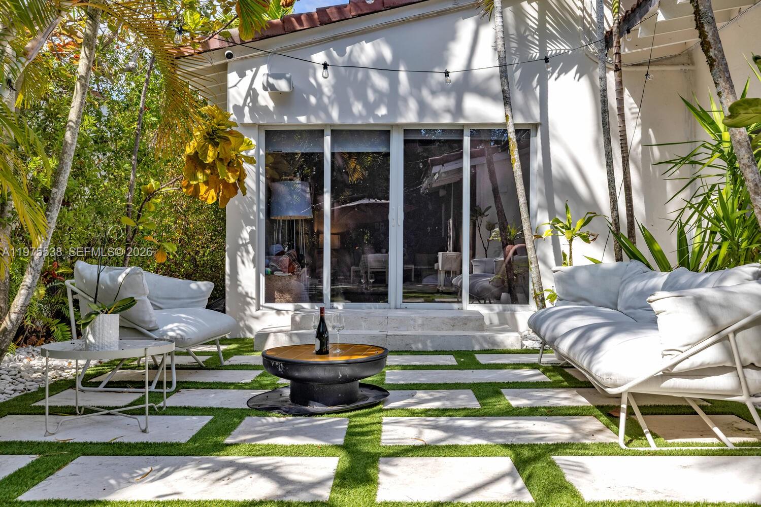 BELLE MEADE 1ST ADDN - Residential