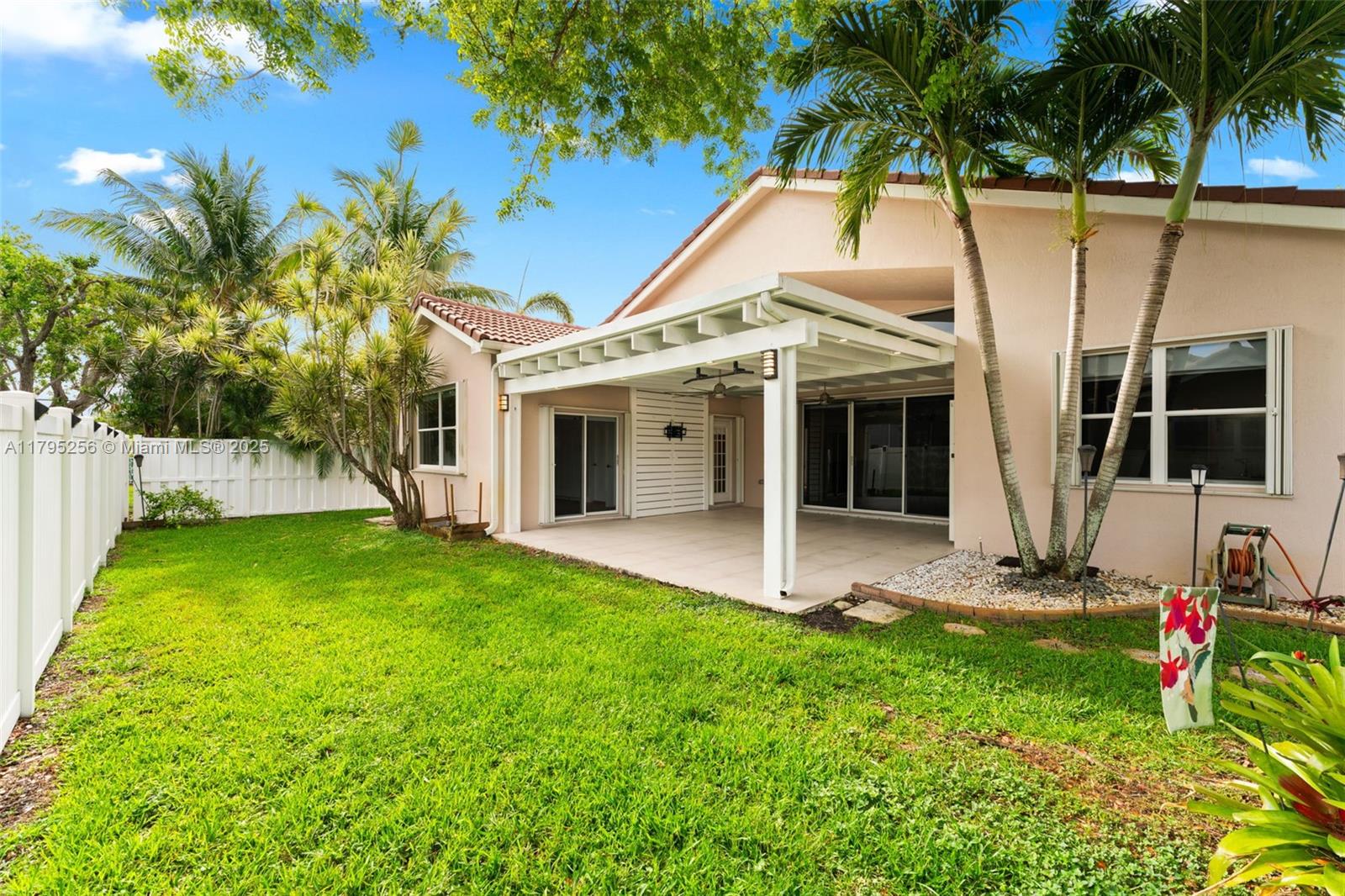 SILVER LAKES AT PEMBROKE - Residential