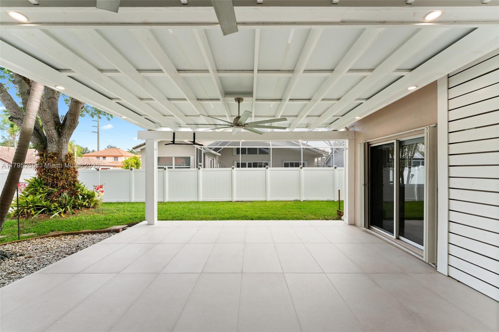 SILVER LAKES AT PEMBROKE - Residential