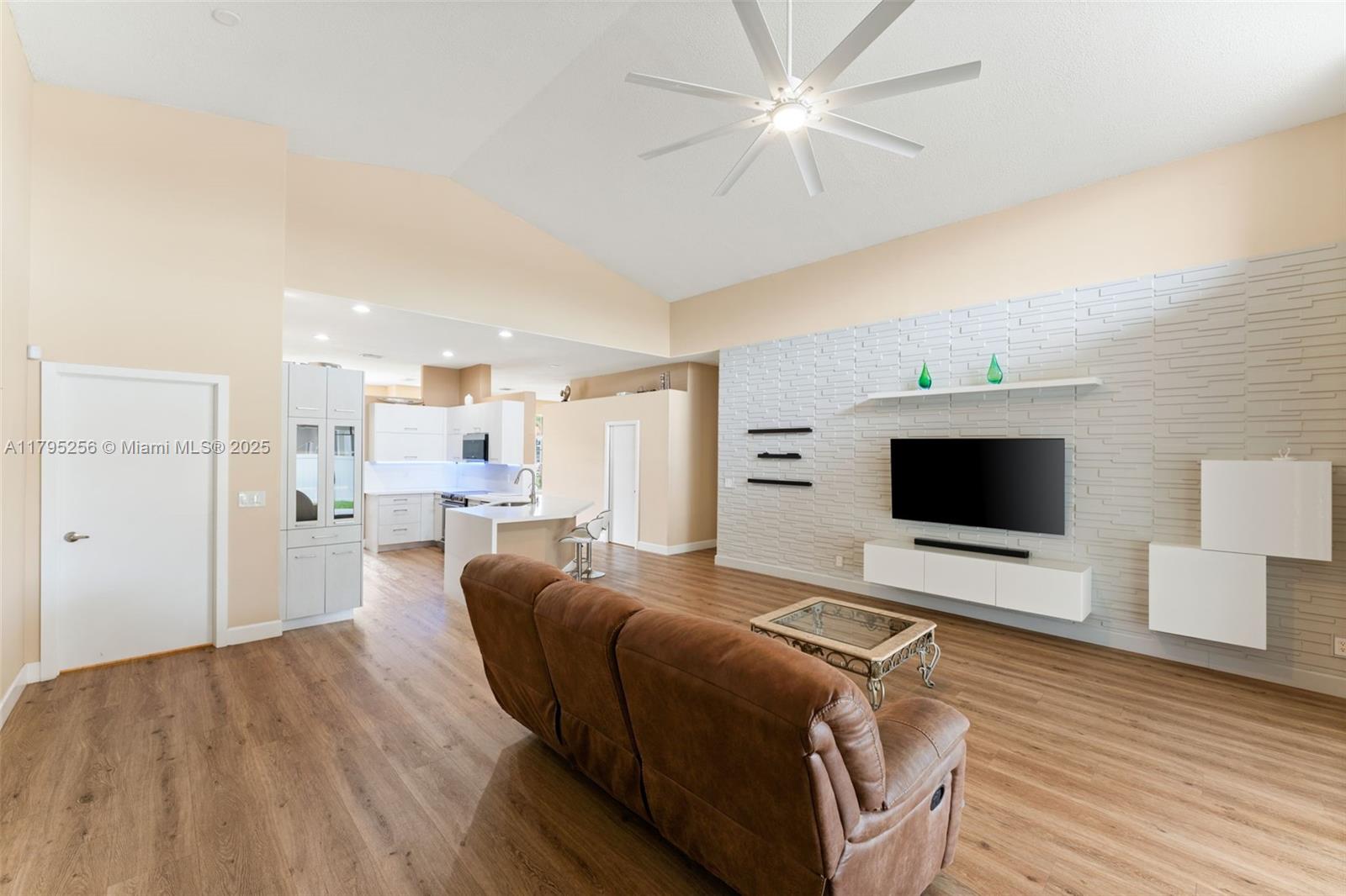 SILVER LAKES AT PEMBROKE - Residential