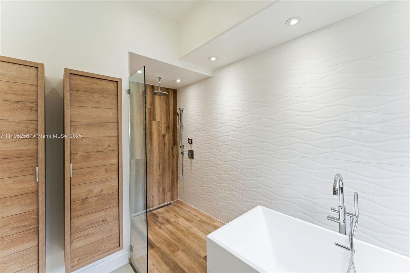 SILVER LAKES AT PEMBROKE - Residential