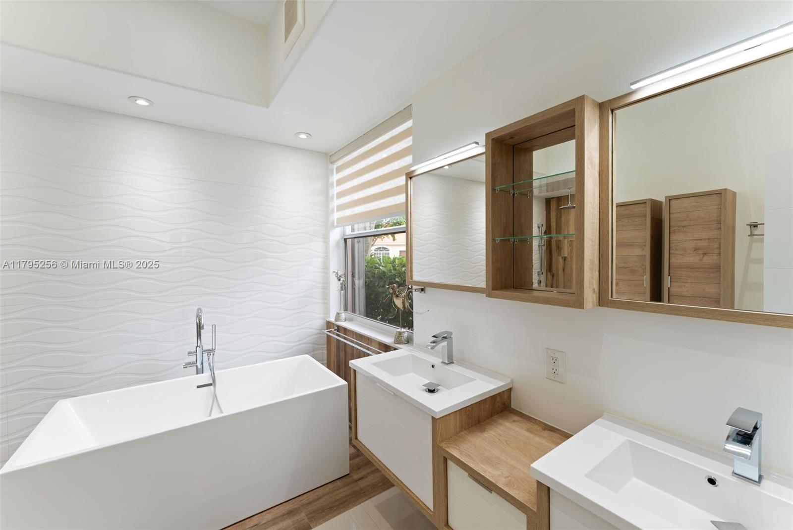 SILVER LAKES AT PEMBROKE - Residential