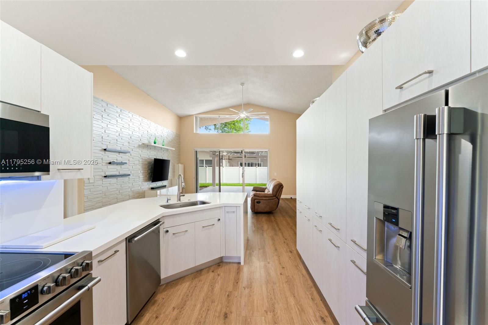 SILVER LAKES AT PEMBROKE - Residential