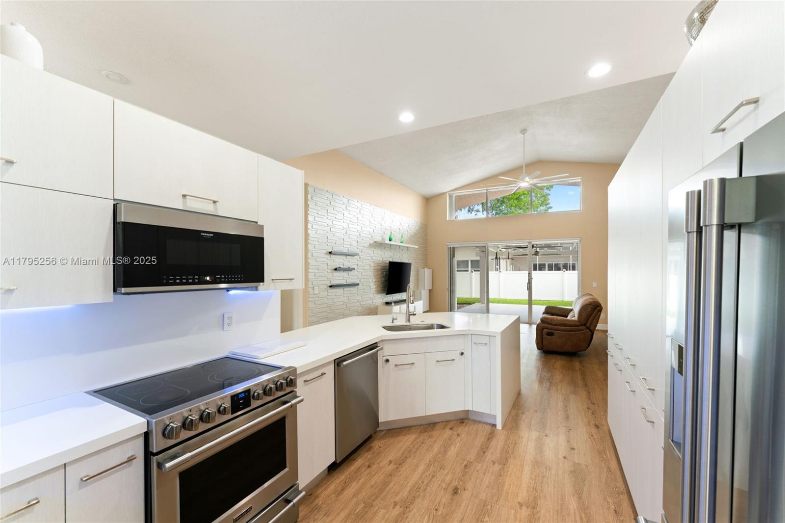 SILVER LAKES AT PEMBROKE - Residential