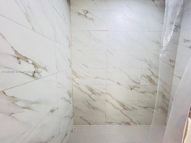 MIAMI LAKES-LAKE CAROL - Residential Lease