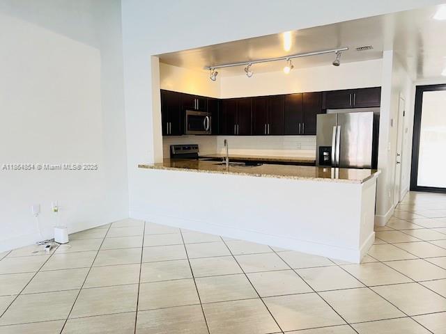 MIAMI LAKES-LAKE CAROL - Residential Lease