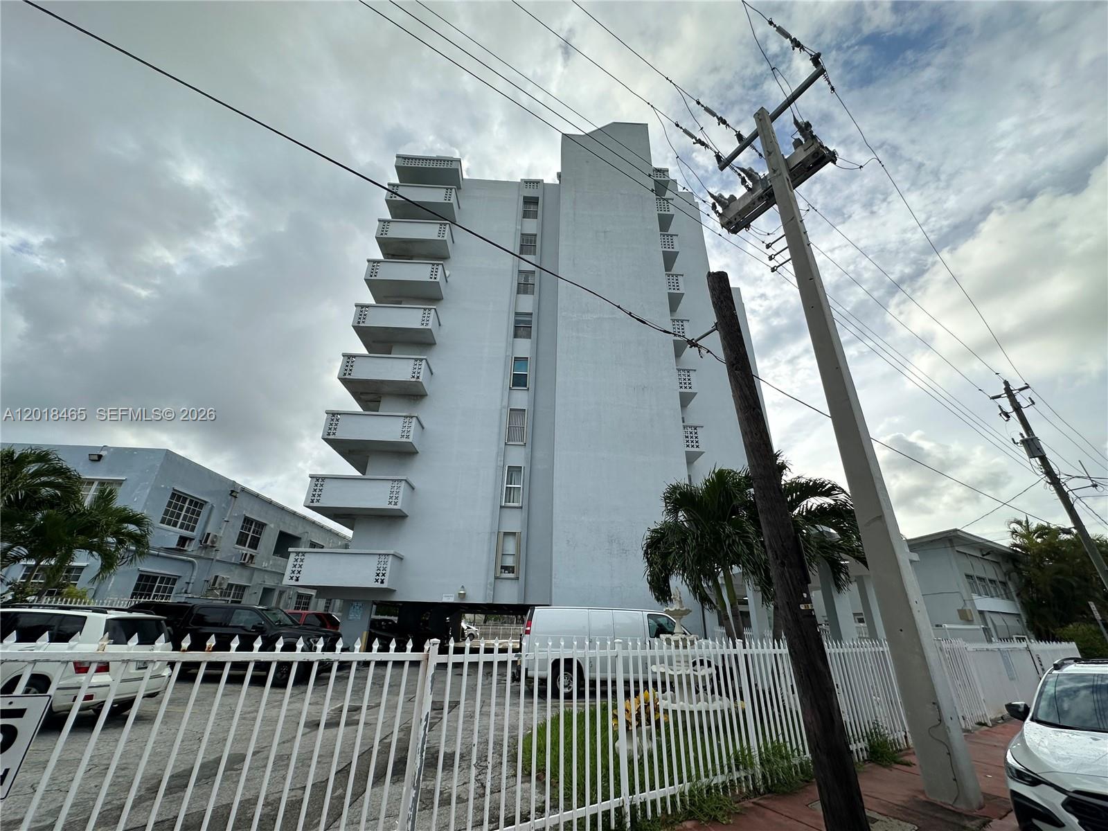 FOUNTAIN TOWERS CONDO - Residential