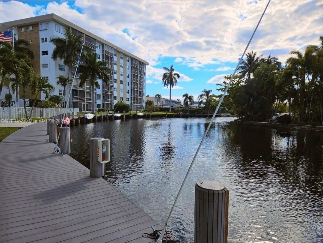 Rental Property at 3000 Ne 16th Ave 405, Oakland Park, Miami-Dade County, Florida - Bedrooms: 1 
Bathrooms: 1  - $1,795 MO.