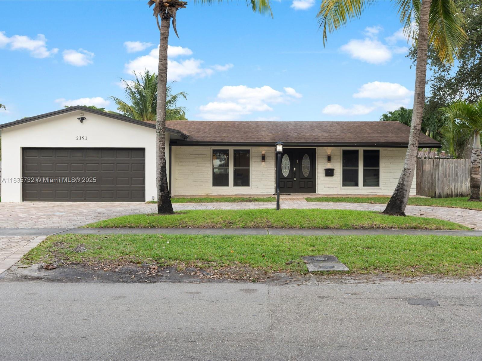 EMERALD HILLS - Residential