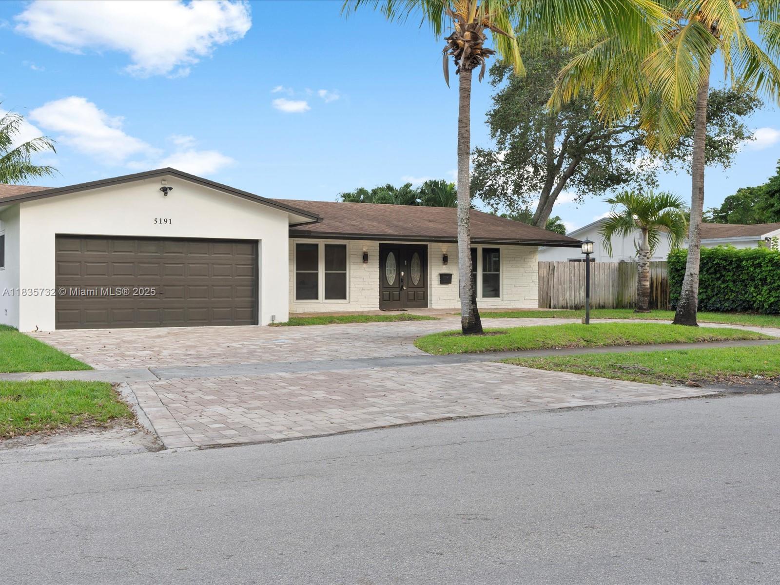 EMERALD HILLS - Residential