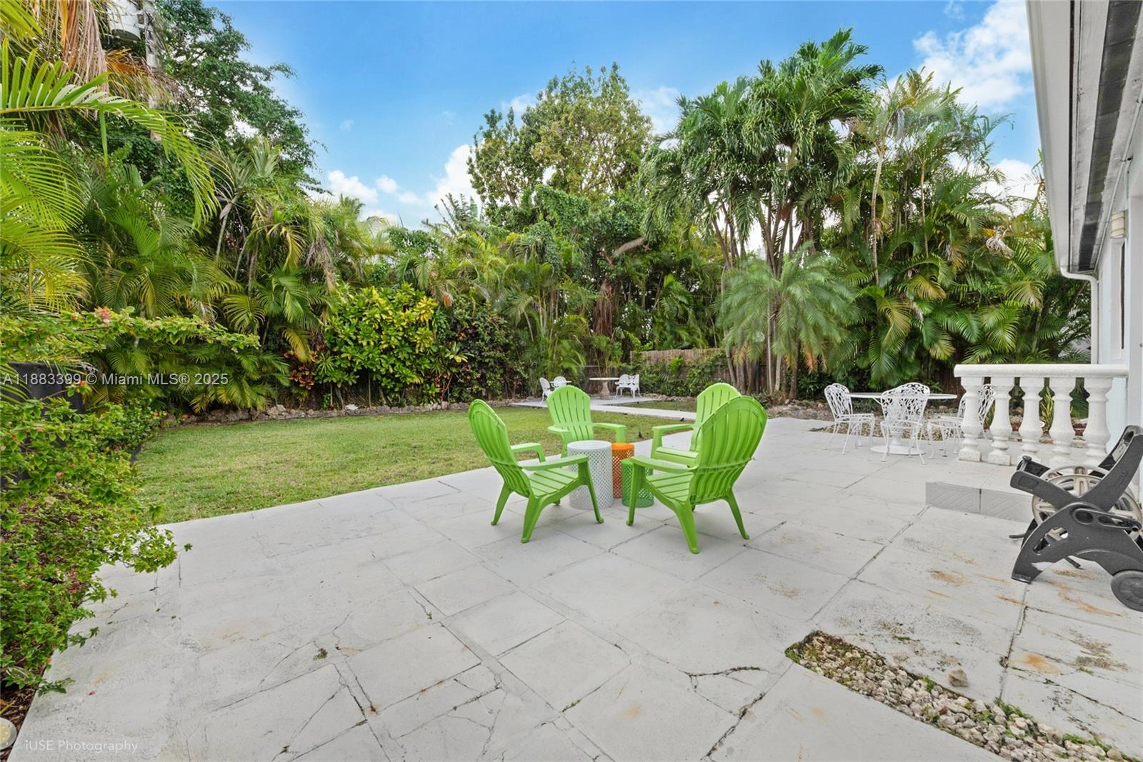 TAMIAMI PLACE PLAN 1 - Residential