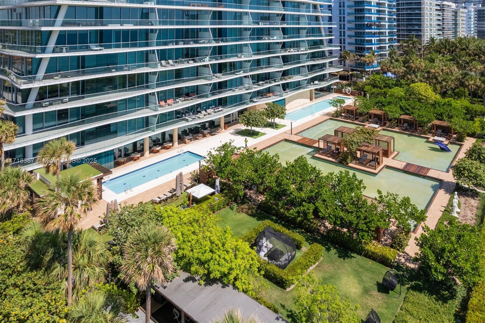 ALTOS DEL MAR NO. 5 - Residential
