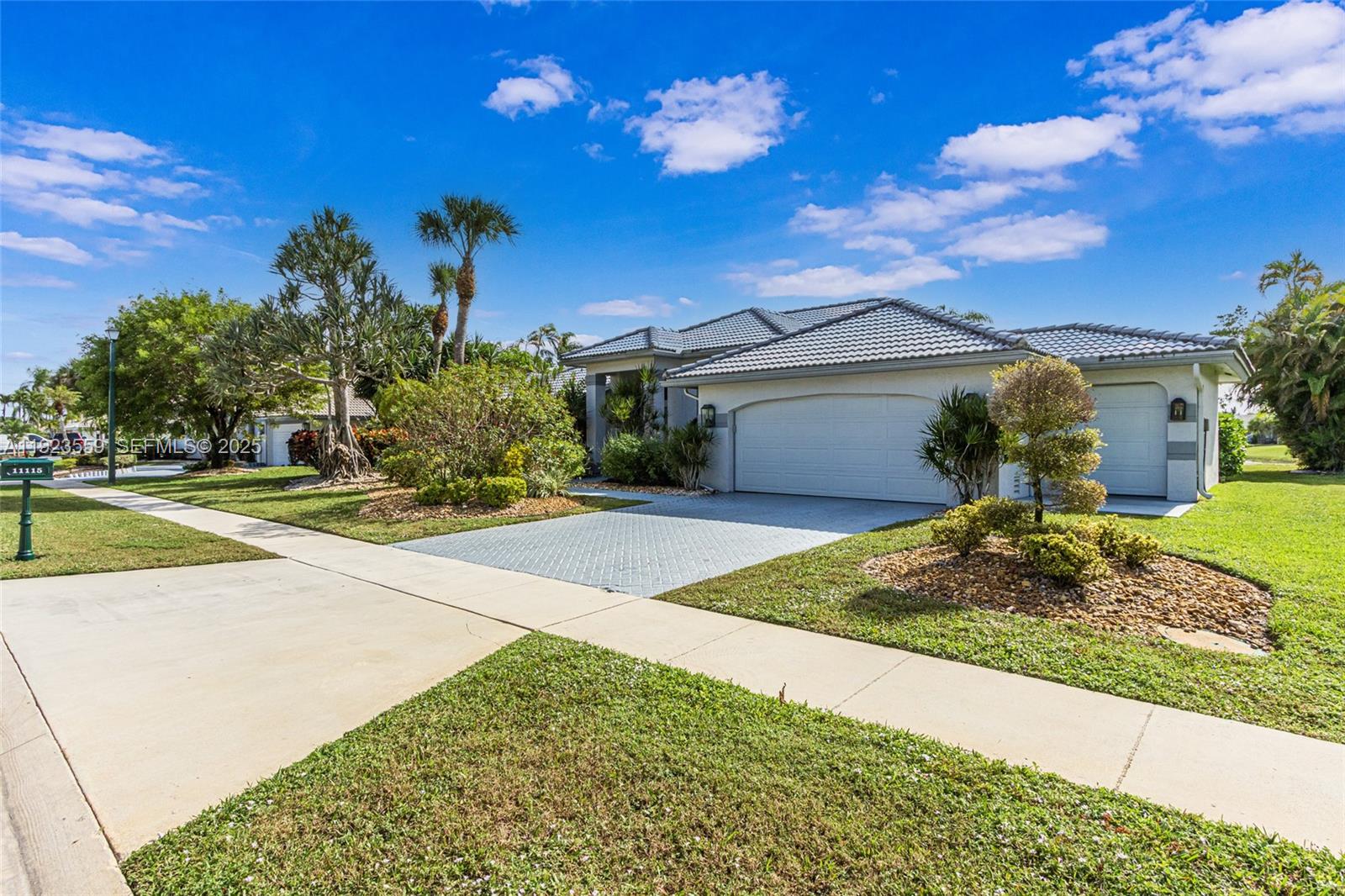 BOCA WOODS COUNTRY CLUB 4 - Residential Lease